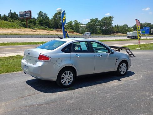Used 2009 Ford Focus SEL FWD image 5