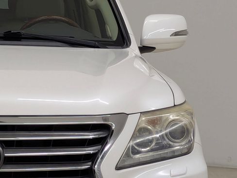 Used 2013 Lexus LX 570 4WD image 11