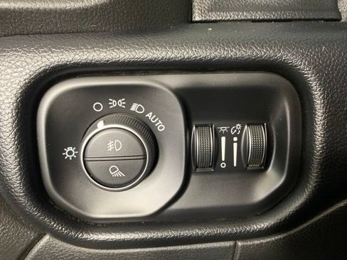 Used 2020 RAM 3500 Laramie AWD/4WD image 22