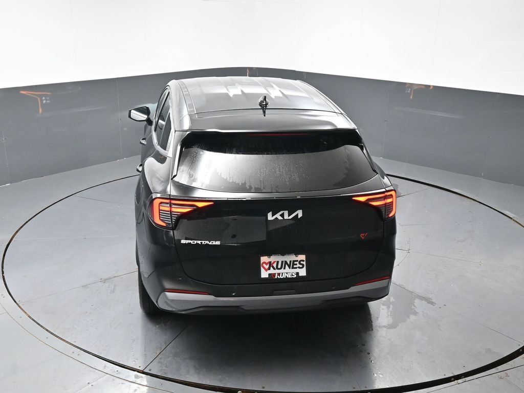 Used 2026 Kia Sportage LX FWD image 46