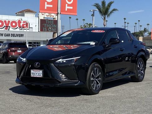 Used 2023 Lexus RZ 450e Premium w/ Technology Package AWD/4WD image 38