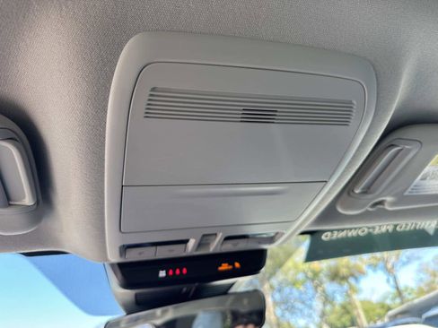 Certified 2024 MAZDA CX-30 AWD 2.5 S w/ Preferred Package image 28