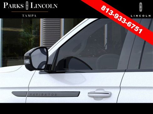 New 2025 Lincoln Navigator Reserve w/ Jet Appearance Package image 43