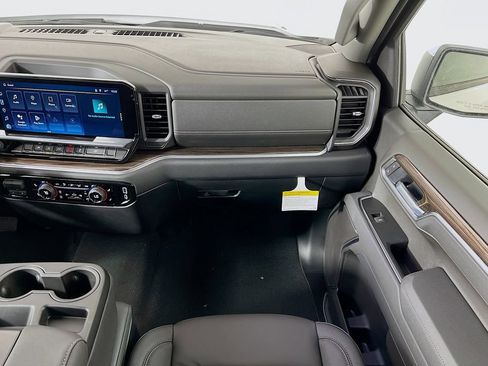 New 2026 Chevrolet Silverado 1500 LT w/ Leather Package AWD/4WD image 23