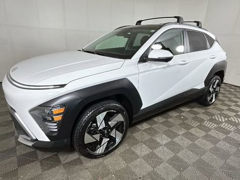 Certified 2025 Hyundai Kona Limited AWD/4WD image 7