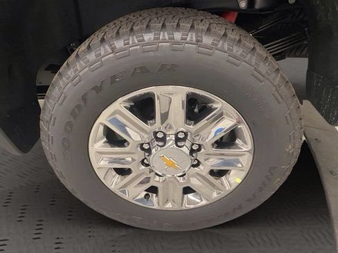 New 2026 Chevrolet Silverado 3500 High Country AWD/4WD image 16