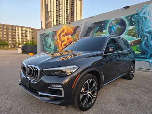 Used 2021 BMW X5 sDrive40i w/ Premium Package 2 RWD image 1