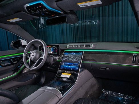 New 2026 Mercedes-Benz S 500 4MATIC image 4