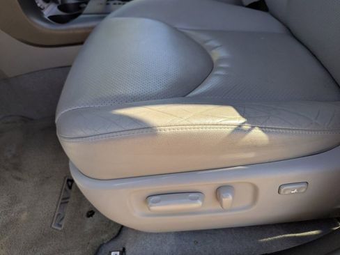 Used 2012 Toyota RAV4 Limited w/ Premium Plus Value Pkg image 29