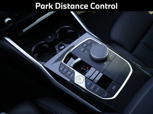 Used 2023 BMW 330i xDrive Sedan w/ Premium Package AWD/4WD image 18