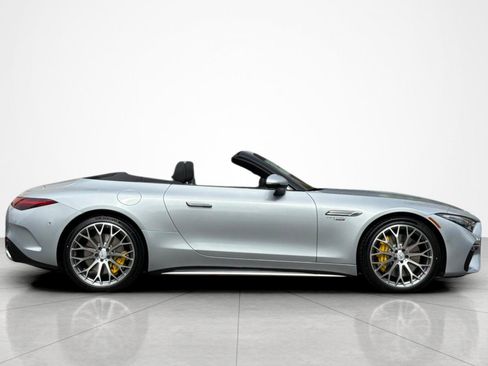 New 2026 Mercedes-Benz SL 63 AMG 4MATIC image 6