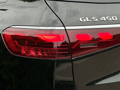 New 2026 Mercedes-Benz GLS 450 4MATIC image 13