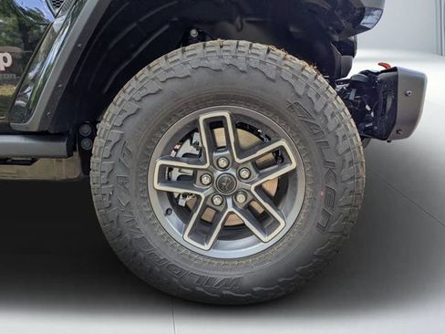 New 2026 Jeep Gladiator Mojave AWD/4WD image 9