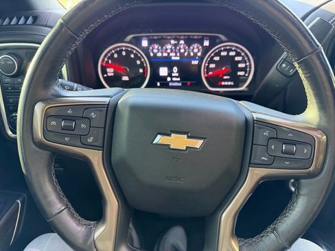 Used 2020 Chevrolet Silverado 1500 High Country w/ Technology Package AWD/4WD image 10