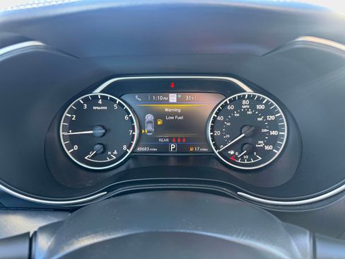 Used 2023 Nissan Maxima Platinum w/ Sport Mat Group FWD image 24