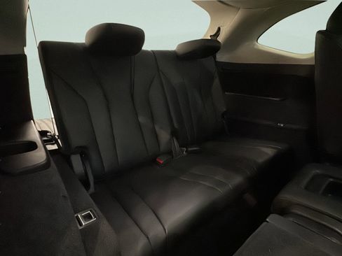Used 2024 Acura MDX SH-AWD w/ Technology Package image 18