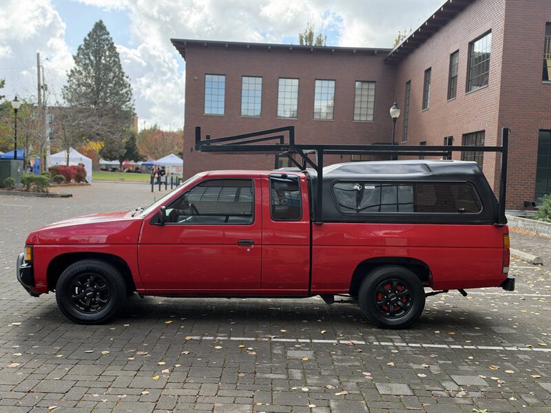 Used 1997 Nissan Pickup 2WD King Cab image 2