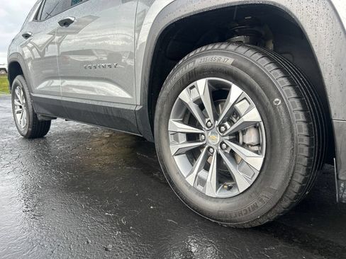 Used 2026 Chevrolet Equinox LT AWD/4WD image 11