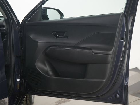 Used 2024 Hyundai Kona SEL image 11