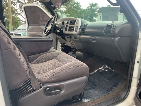 Used 1998 Dodge Ram 1500 Truck 4x4 Quad Cab image 17