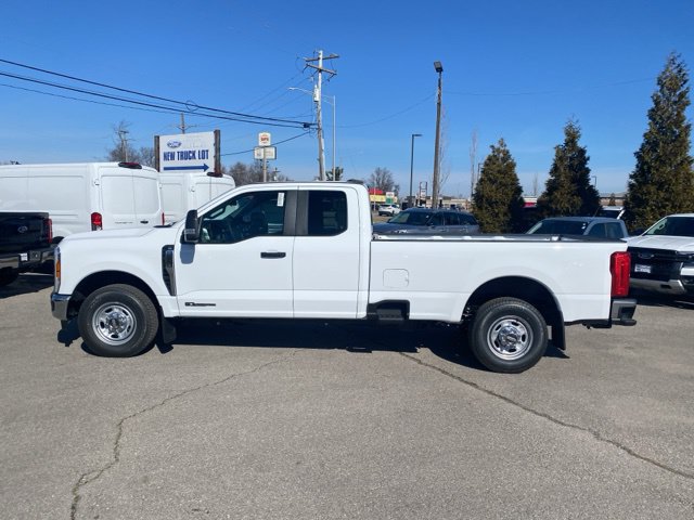 New 2025 Ford F250 XL RWD image 3
