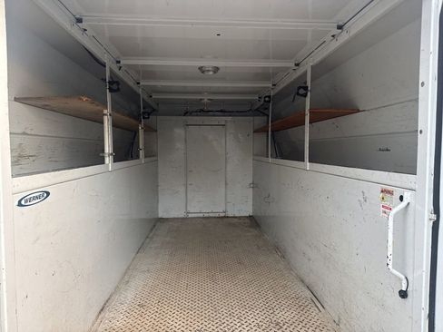 Used 2016 Ford E-350 and Econoline 350 Super Duty w/ Power Windows & Locks Group image 25