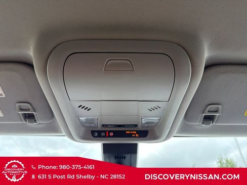 Used 2024 Chevrolet Equinox LT AWD/4WD image 29