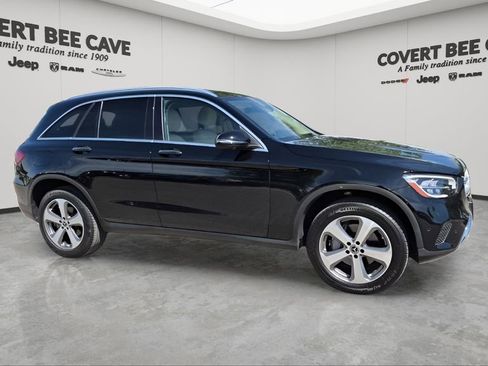 Used 2022 Mercedes-Benz GLC 300 4MATIC w/ Driver Assistance Package image 12