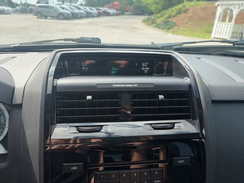 Used 2012 Ford Escape Limited AWD/4WD image 19