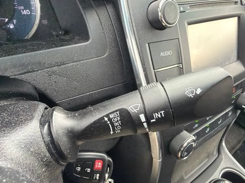 Used 2017 Toyota Camry LE FWD image 32