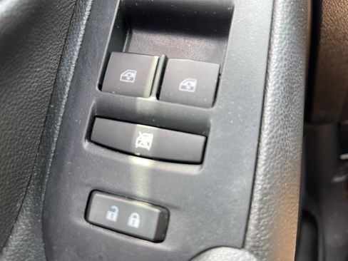 Used 2016 Chevrolet Trax LS FWD image 12