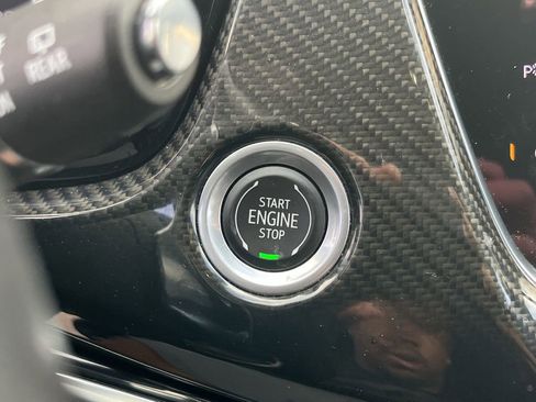 Used 2022 Cadillac XT6 Sport w/ Technology Package image 23