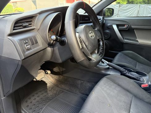 Used 2012 Scion tC FWD image 24