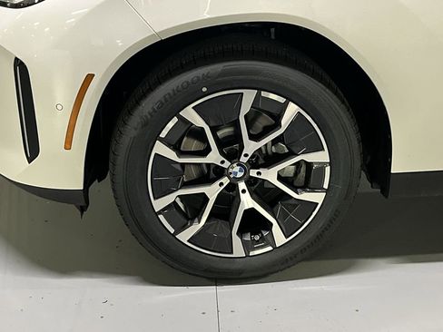 New 2026 BMW X3 xDrive30 w/ Premium Package image 10