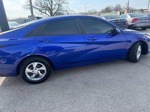 Used 2023 Hyundai Elantra SE image 9