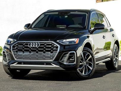 Used 2024 Audi Q5 2.0T Premium w/ Convenience Package