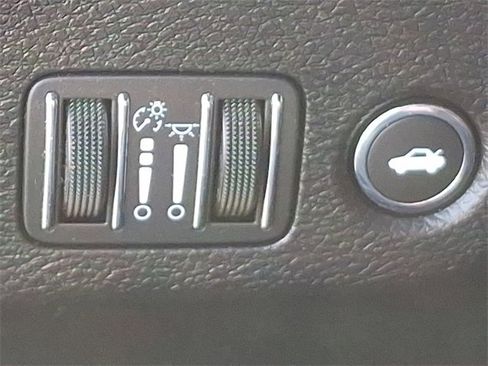 Used 2021 Dodge Challenger R/T Scat Pack w/ T/A Package image 24