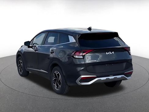 Used 2024 Kia Sportage LX image 11