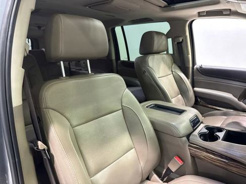 Used 2020 GMC Yukon XL SLT w/ Open Road Package RWD image 26