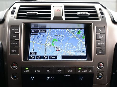 Used 2021 Lexus GX 460 Premium w/ Accessory Package AWD/4WD image 19