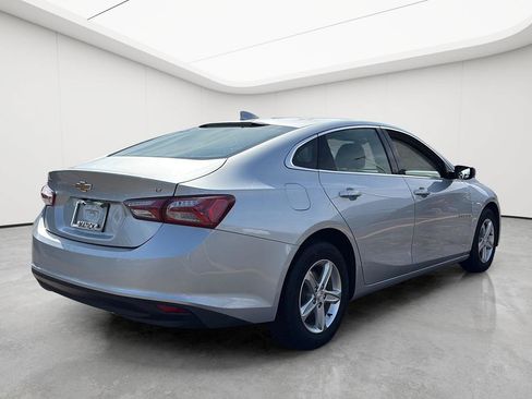 Used 2022 Chevrolet Malibu LT FWD image 8