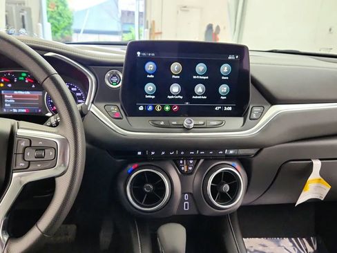 Used 2023 Chevrolet Blazer LT image 31