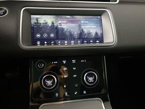 Used 2020 Land Rover Range Rover Evoque S image 11