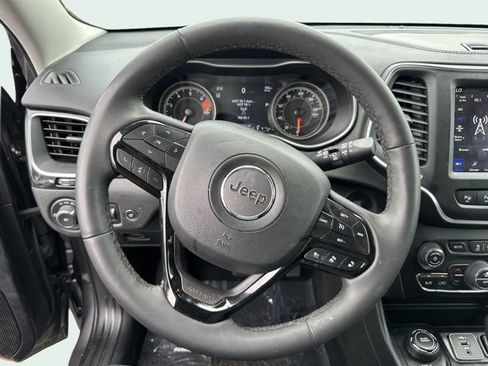 Certified 2023 Jeep Cherokee Altitude Lux image 19