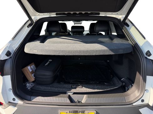 Certified 2023 Volkswagen ID.4 Pro S RWD image 17