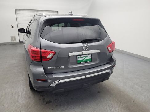 Used 2020 Nissan Pathfinder S image 6