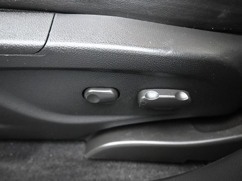 Used 2018 Buick Encore Preferred image 12