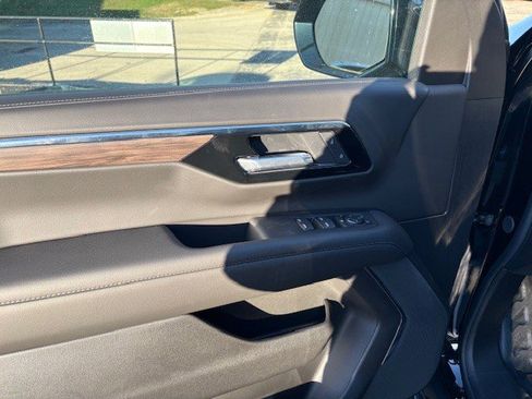 New 2025 Chevrolet Tahoe 4WD image 10