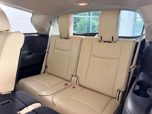 Used 2017 INFINITI QX60 Luxe w/ Premium Plus Package AWD/4WD image 26