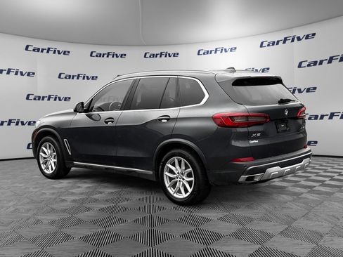 Used 2019 BMW X5 xDrive40i w/ Convenience Package AWD/4WD image 3